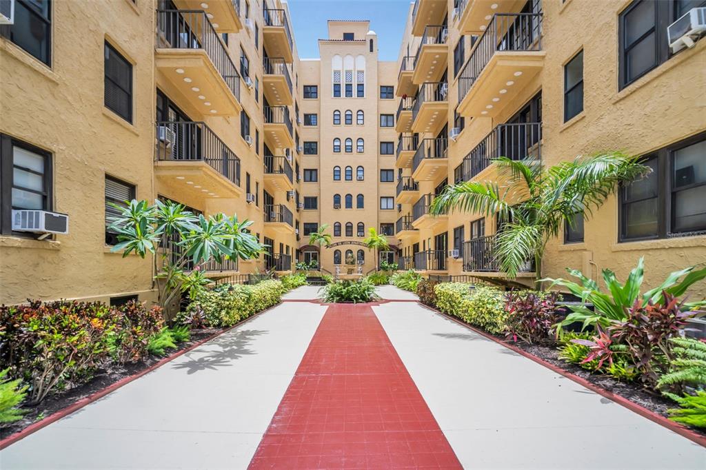 130 4TH AVENUE N UNIT 415