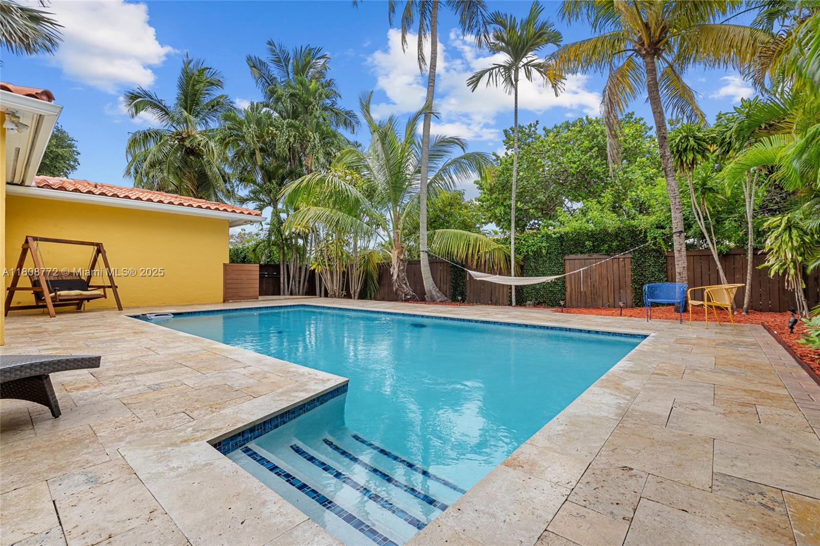 6332 SW 43rd St, South Miami FL 33155