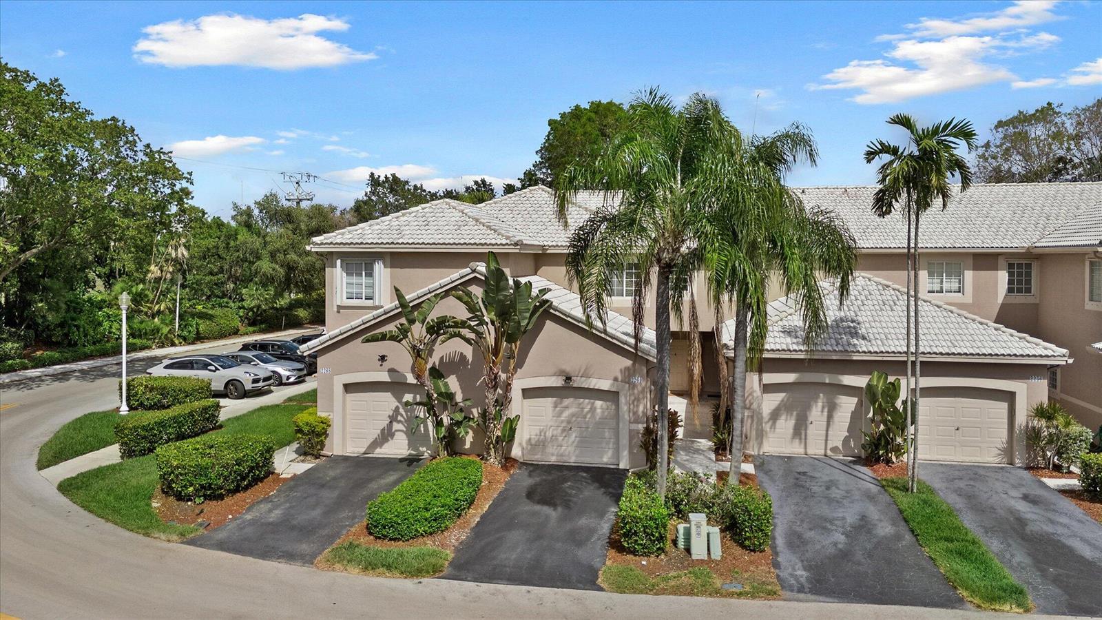 2264 Salerno Circle, Weston FL 33327