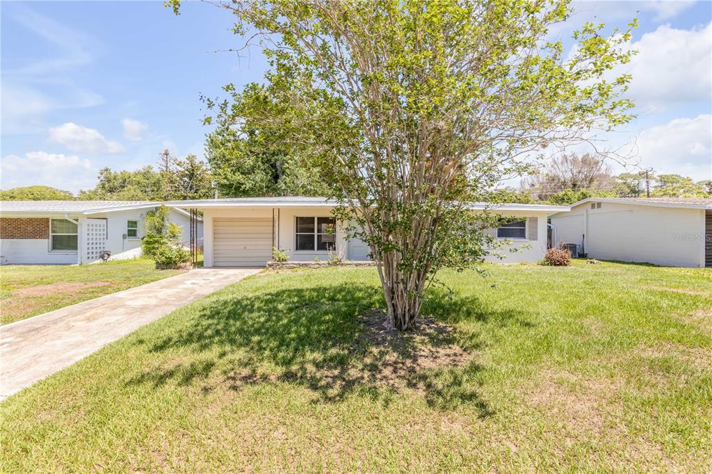 592 BROOK CIRCLE