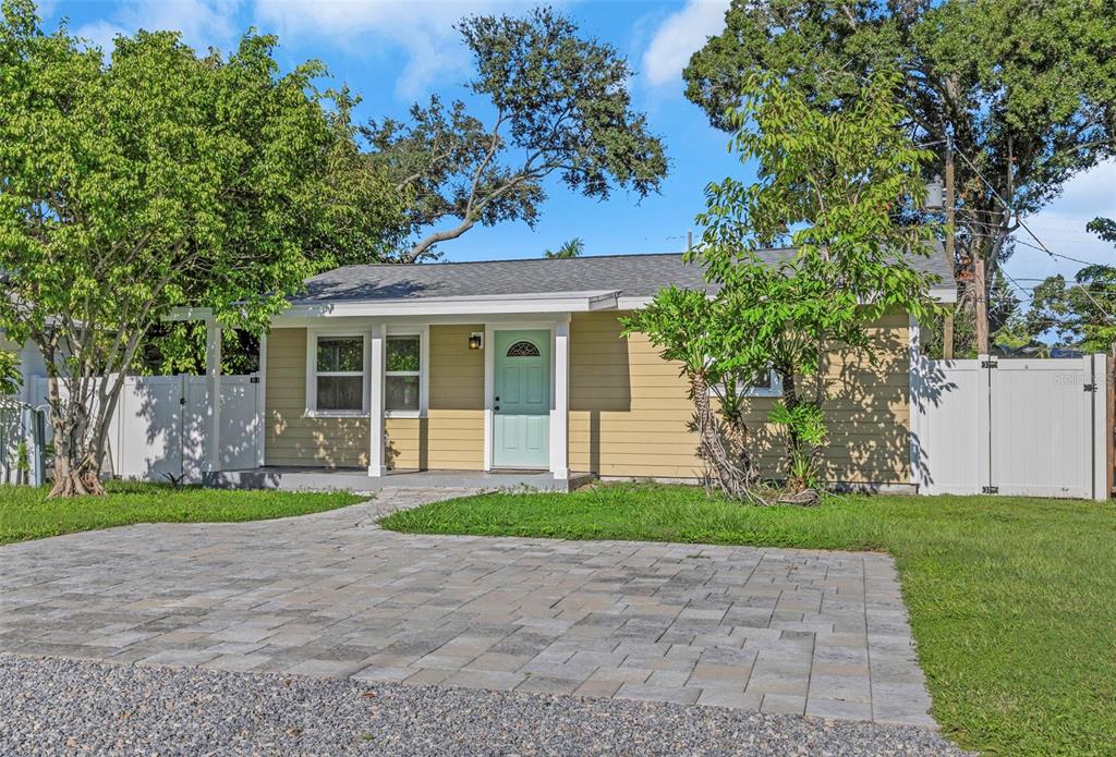2619 MIRIAM STREET S