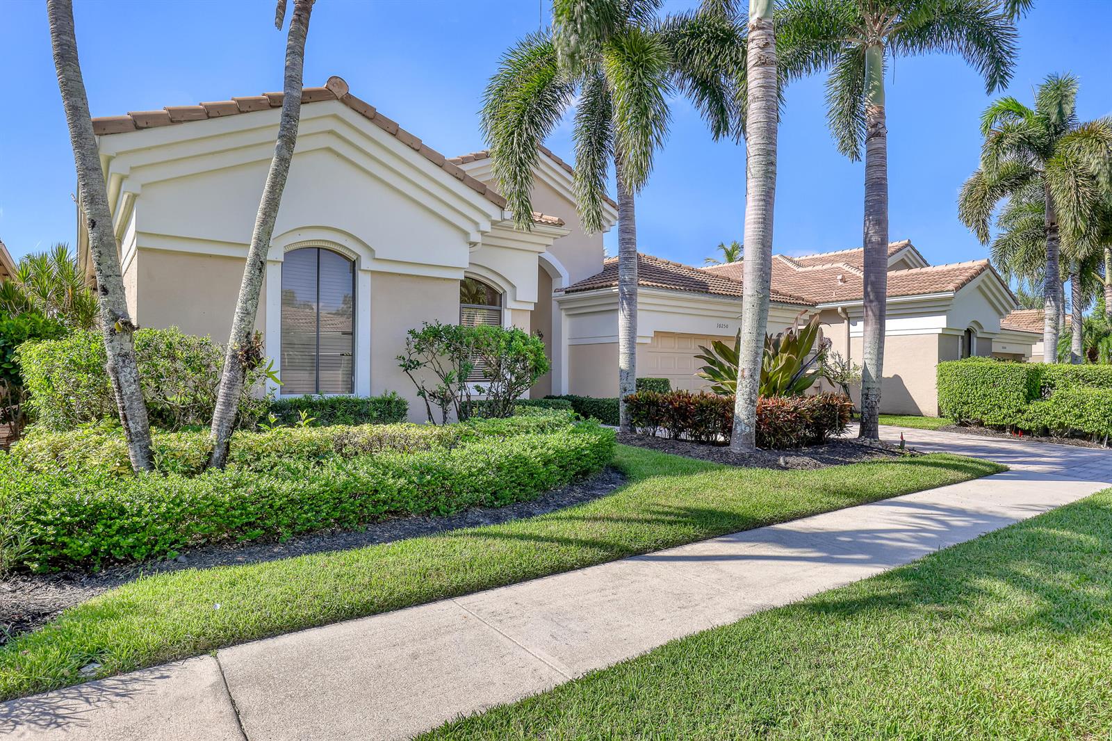 10250 Blue Heron Point, West Palm Beach FL 33412