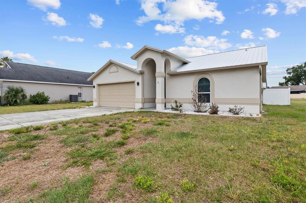 8 SAINT KITTS CIRCLE