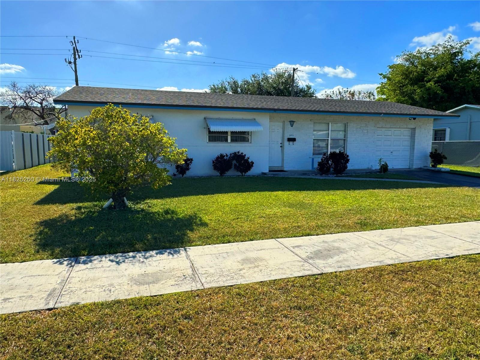 2412 SW 129th Ct, Miami FL 33175