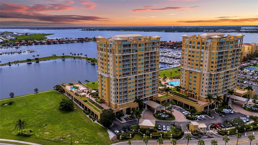 140 RIVIERA DUNES WAY UNIT 202