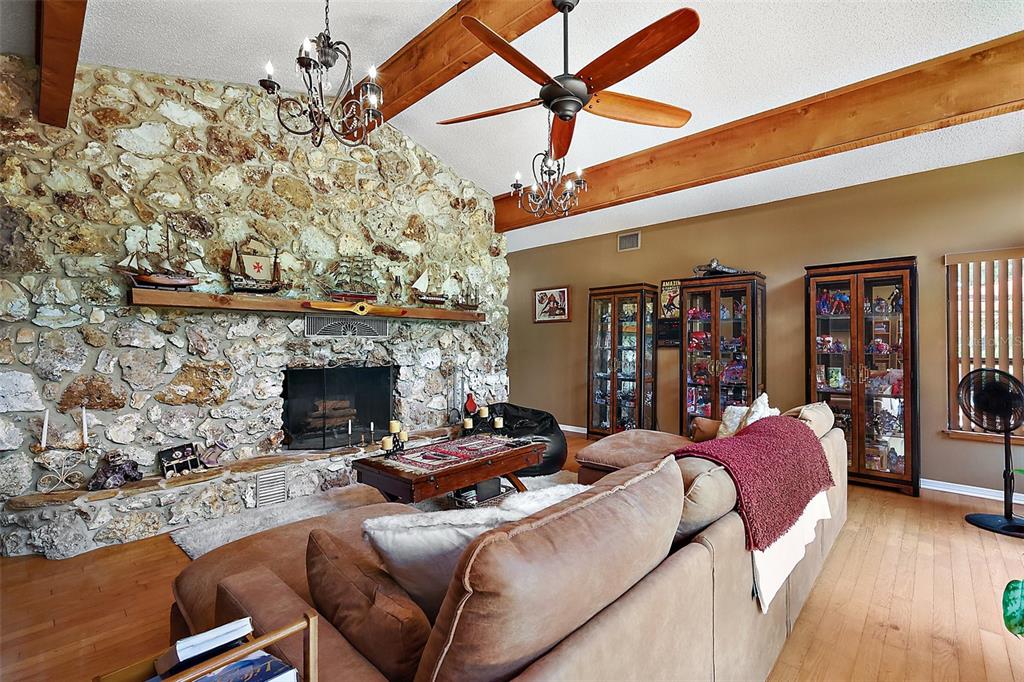 672 E BELT AVENUE, BUSHNELL, FL — photo 5 of 30