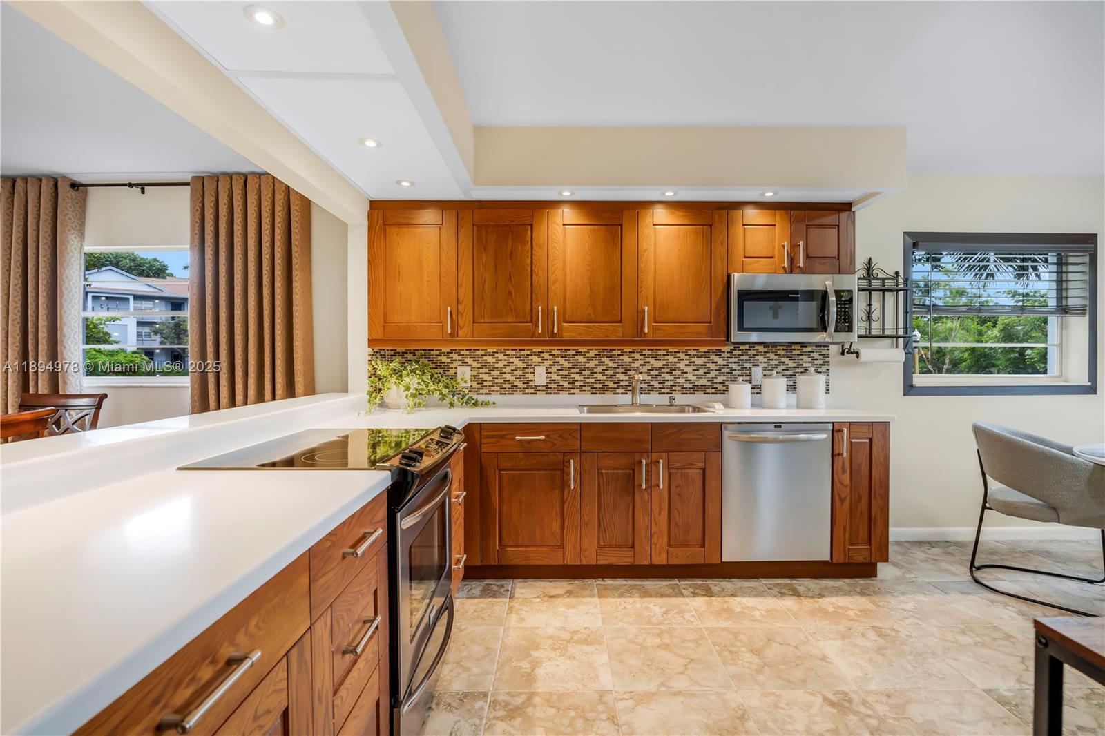 12600 SW 5th Ct # 215L, Pembroke Pines FL 33027