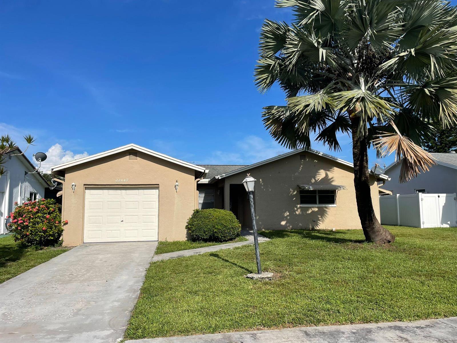 22447 SW 56th Avenue, Boca Raton FL 33433