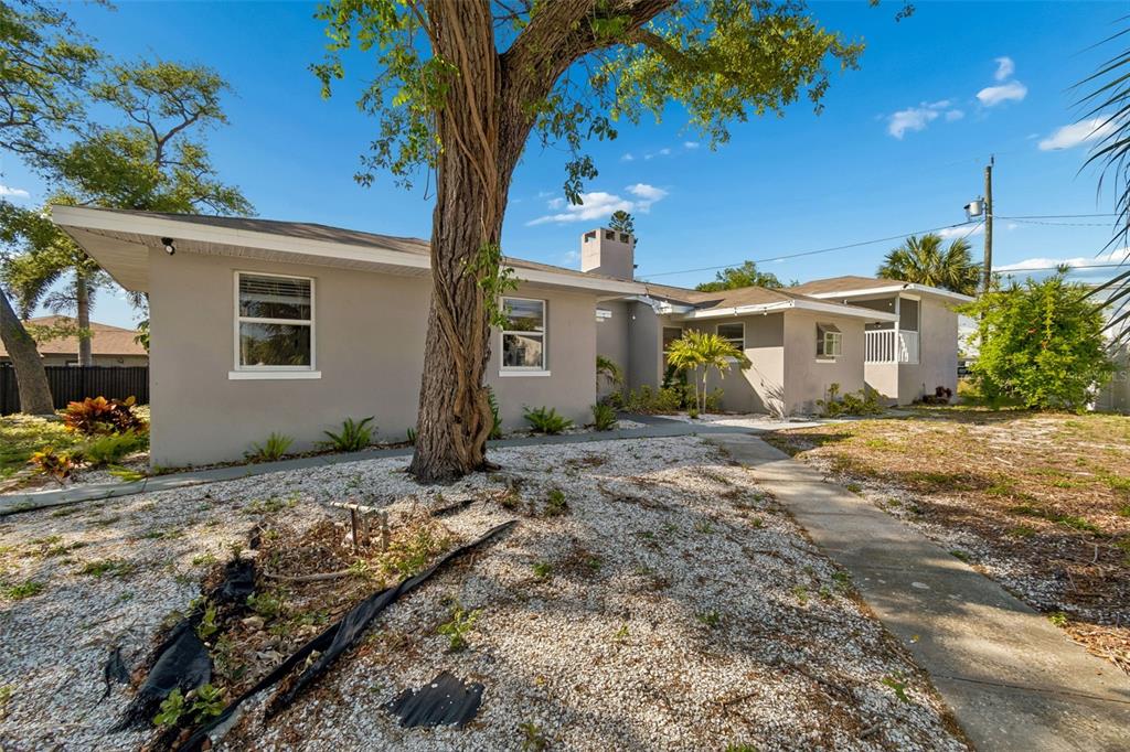 125 HARBOR BLUFF DRIVE, LARGO, FL — photo 5 of 30