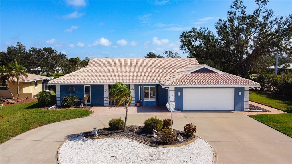 2 WINDSOR DRIVE