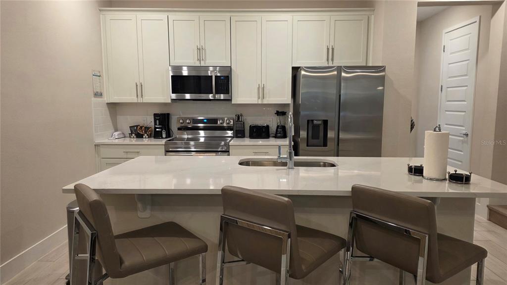 7821 SPECTRUM DRIVE, REUNION, FL — photo 3 of 17
