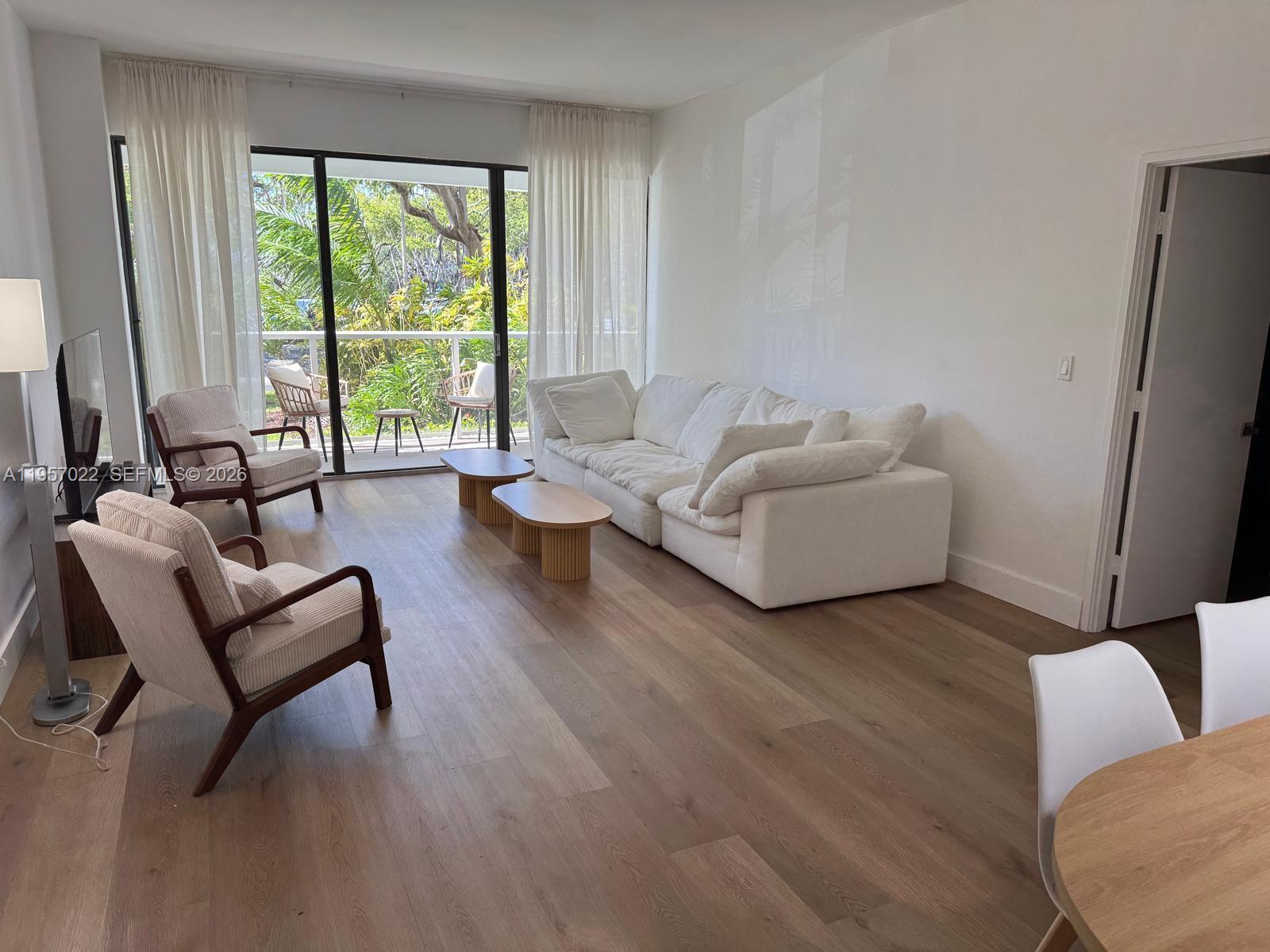 3731 N Country Club Dr # 126, Aventura FL 33180