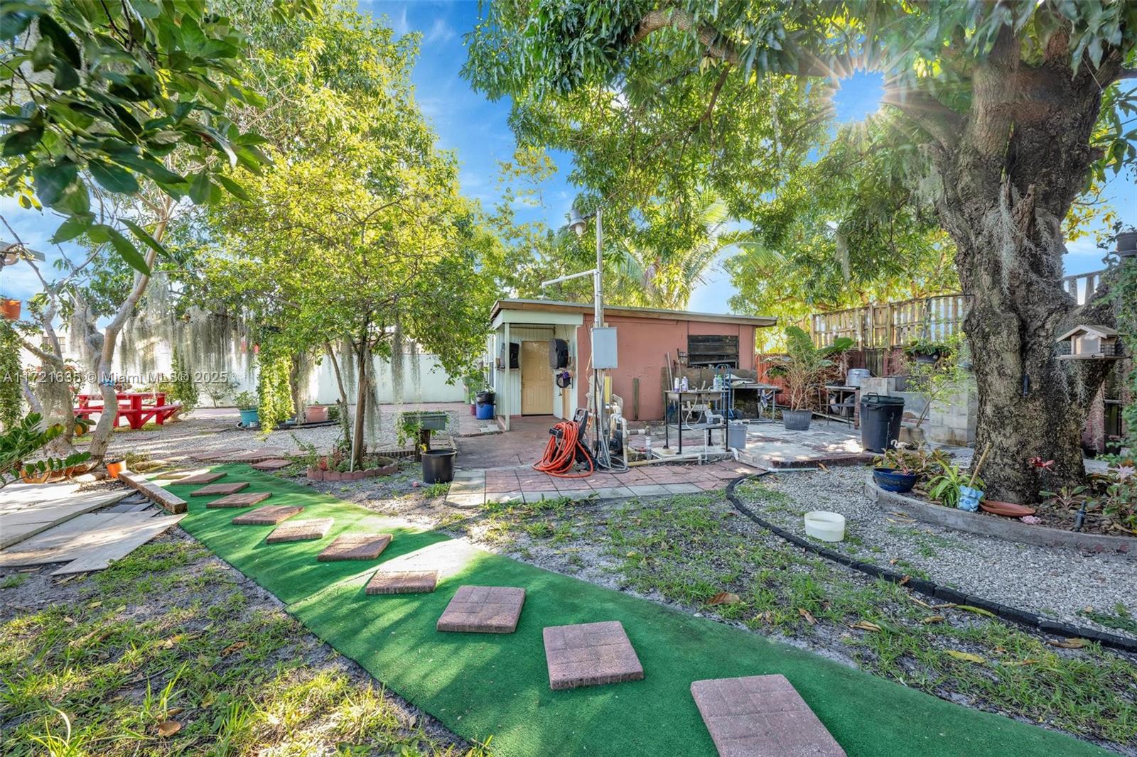 462 E 39th St, Hialeah FL 33013, HIALEAH, FL — photo 5 of 30