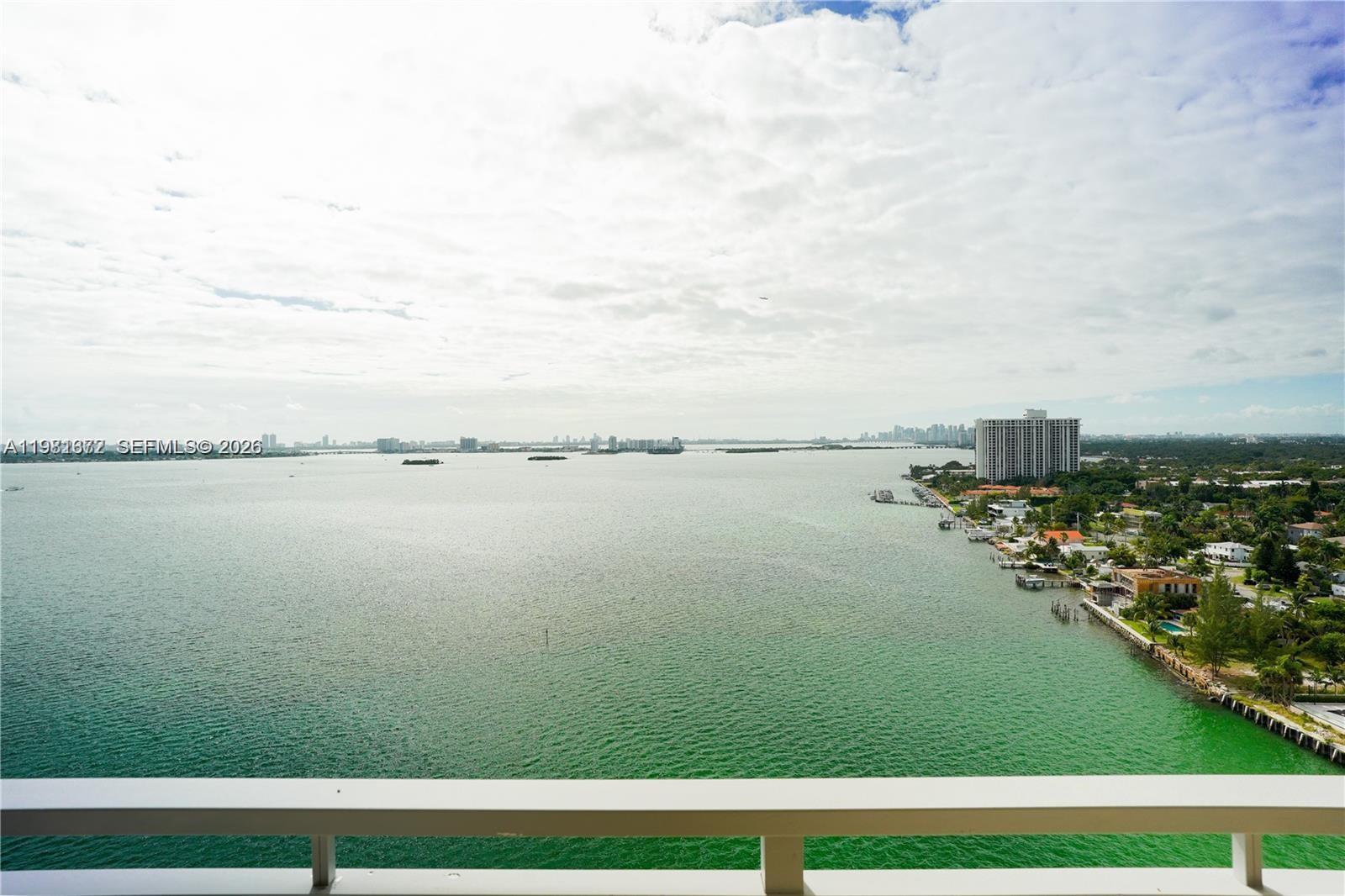 11111 Biscayne Blvd # 20E, Miami FL 33181