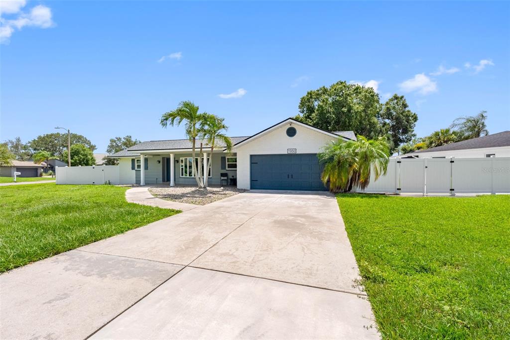 1950 ARVIS CIRCLE W, CLEARWATER, FL — photo 2 of 30