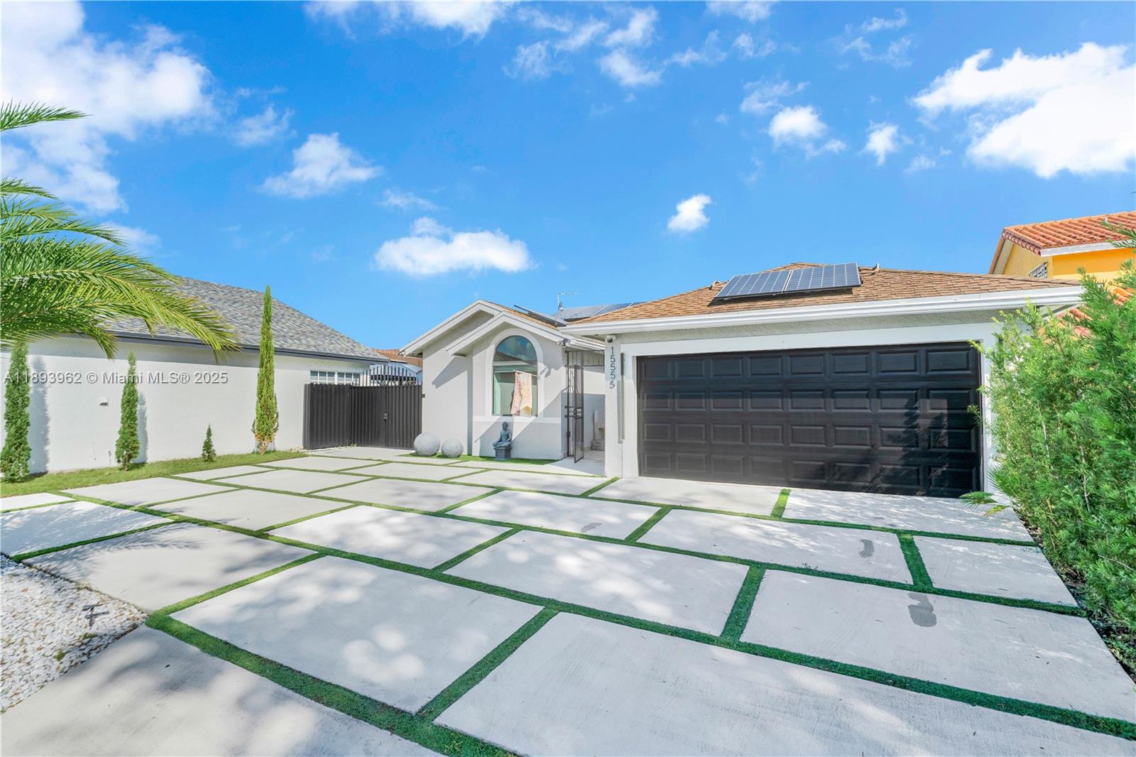 15555 SW 57th Ter, Miami FL 33193