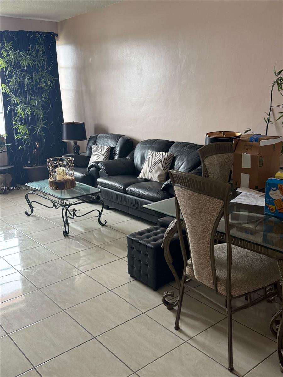 18555 NE 14th Ave # 715, Miami FL 33179