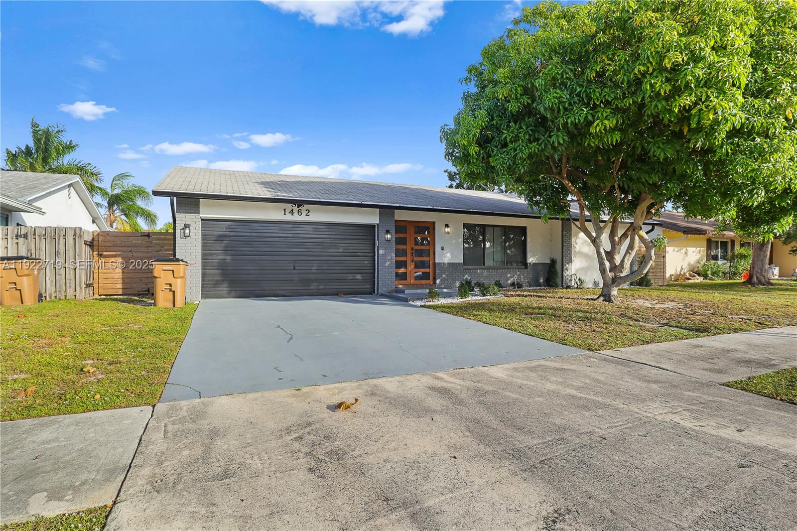 1462 SW 25th Ave, Deerfield Beach FL 33442