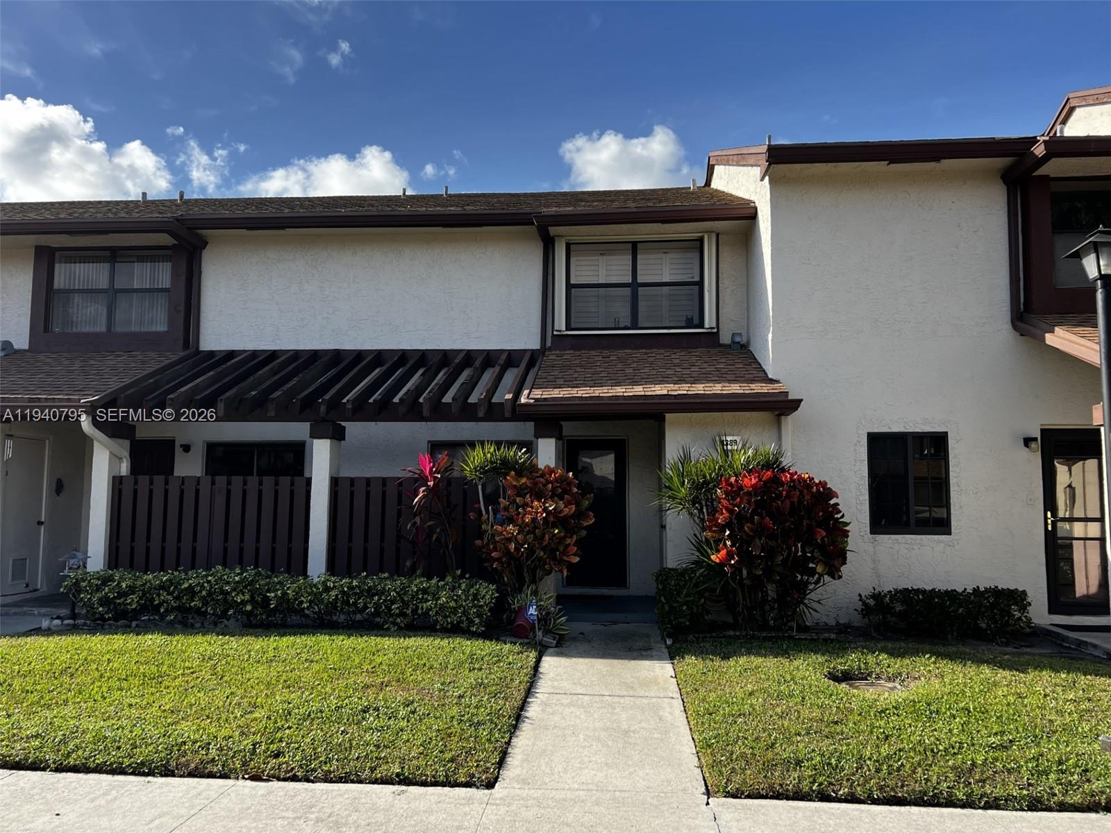 4389 N Carambola Cir N, Coconut Creek FL 33066