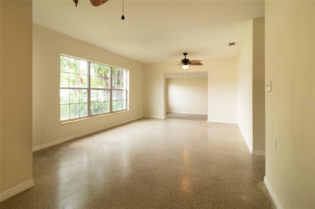 5116 ELDORADO DRIVE, TAMPA, FL — photo 4 of 19