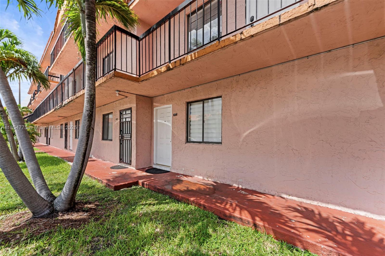 2178 W 60th St # 18112, Hialeah FL 33016
