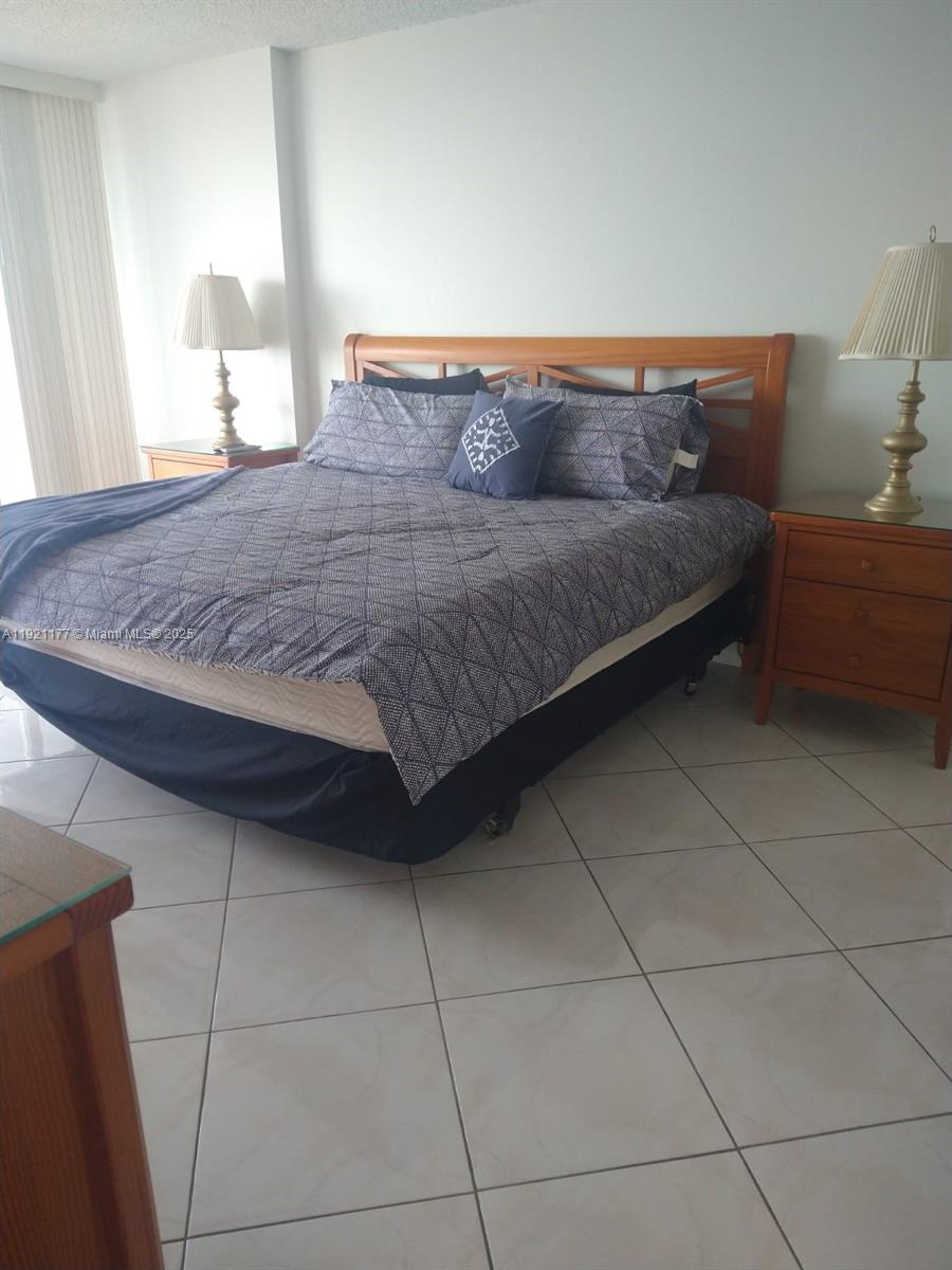 9341 SE Collins Ave # 303, Surfside FL 33154