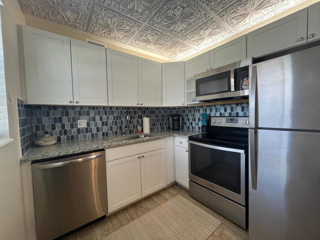 2600 SE Ocean Boulevard # B7, Stuart FL 34996, STUART, FL — photo 2 of 6