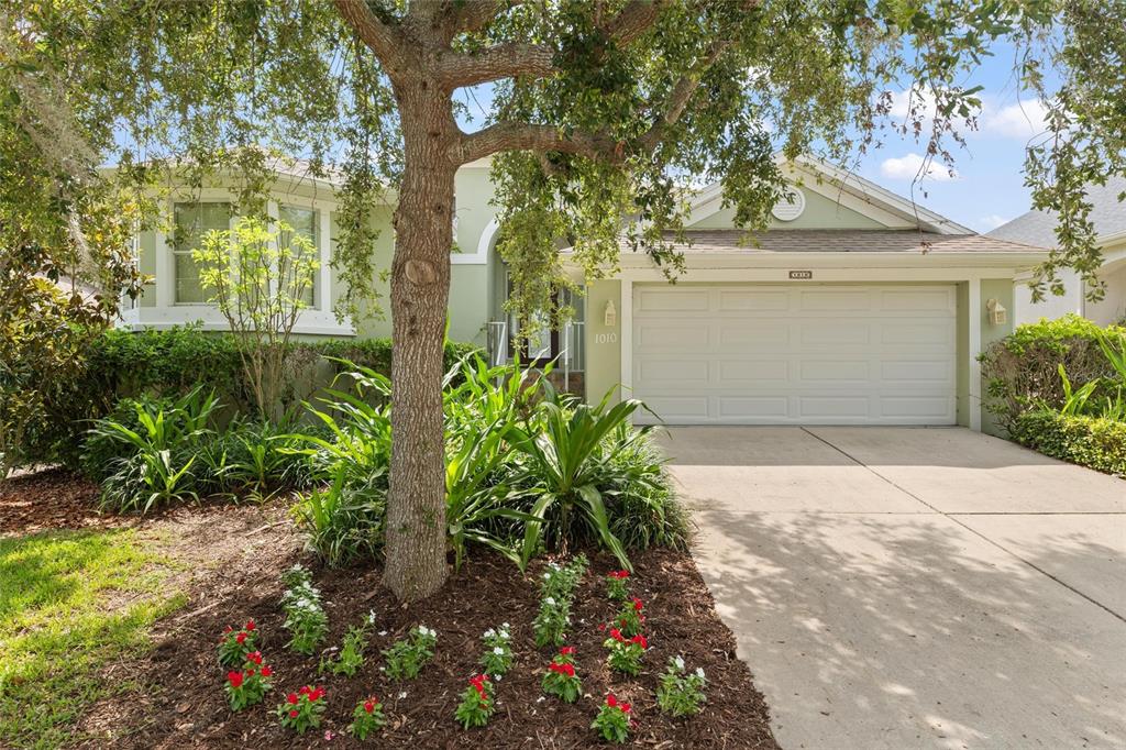 1010 TEAL POINTE