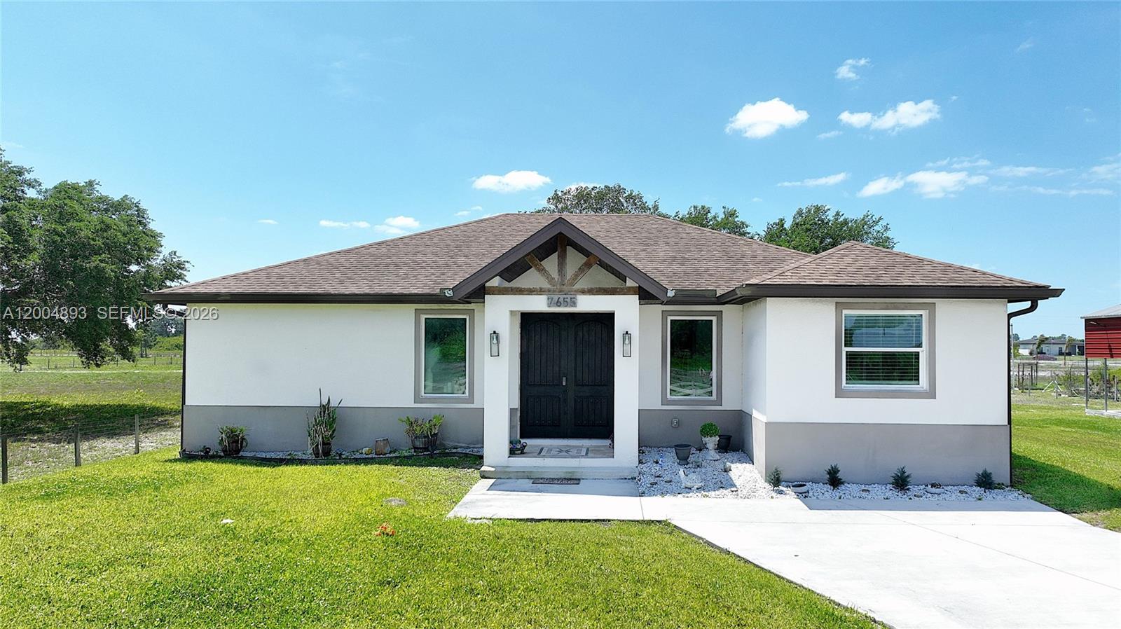 7655 17th Place, La Belle FL 33935