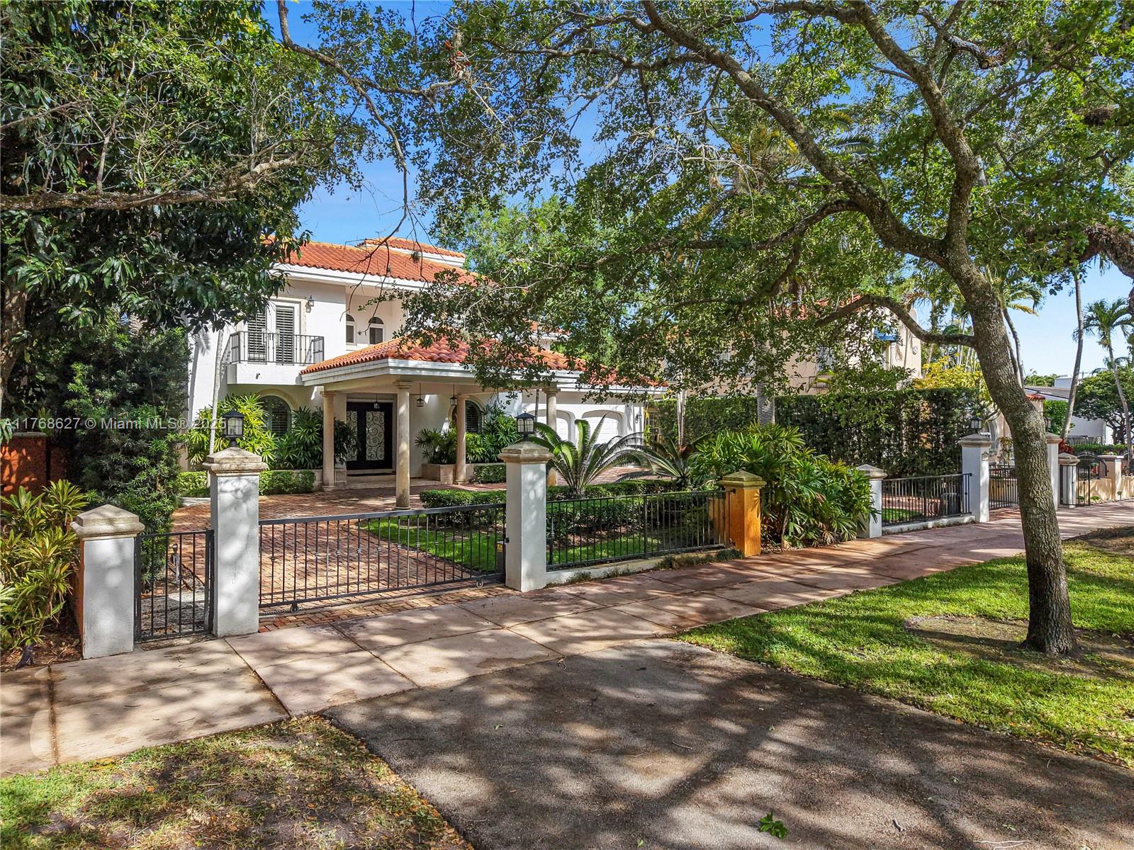 2115 Country Club Prado, Coral Gables FL 33134