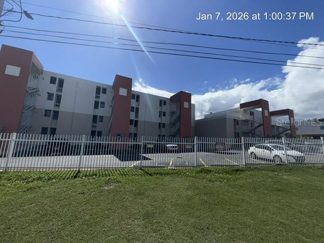 APT  B 305 CHALLETS DE LAS PALMAS UNIT 305