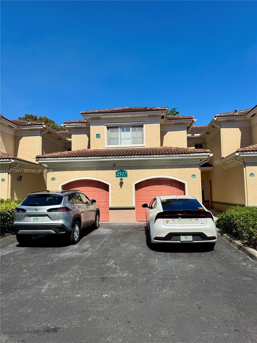 2517 Centergate Dr # 203, Miramar FL 33025