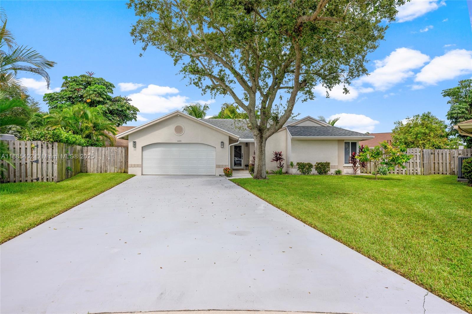 10445 NW 31st Ct, Sunrise FL 33351