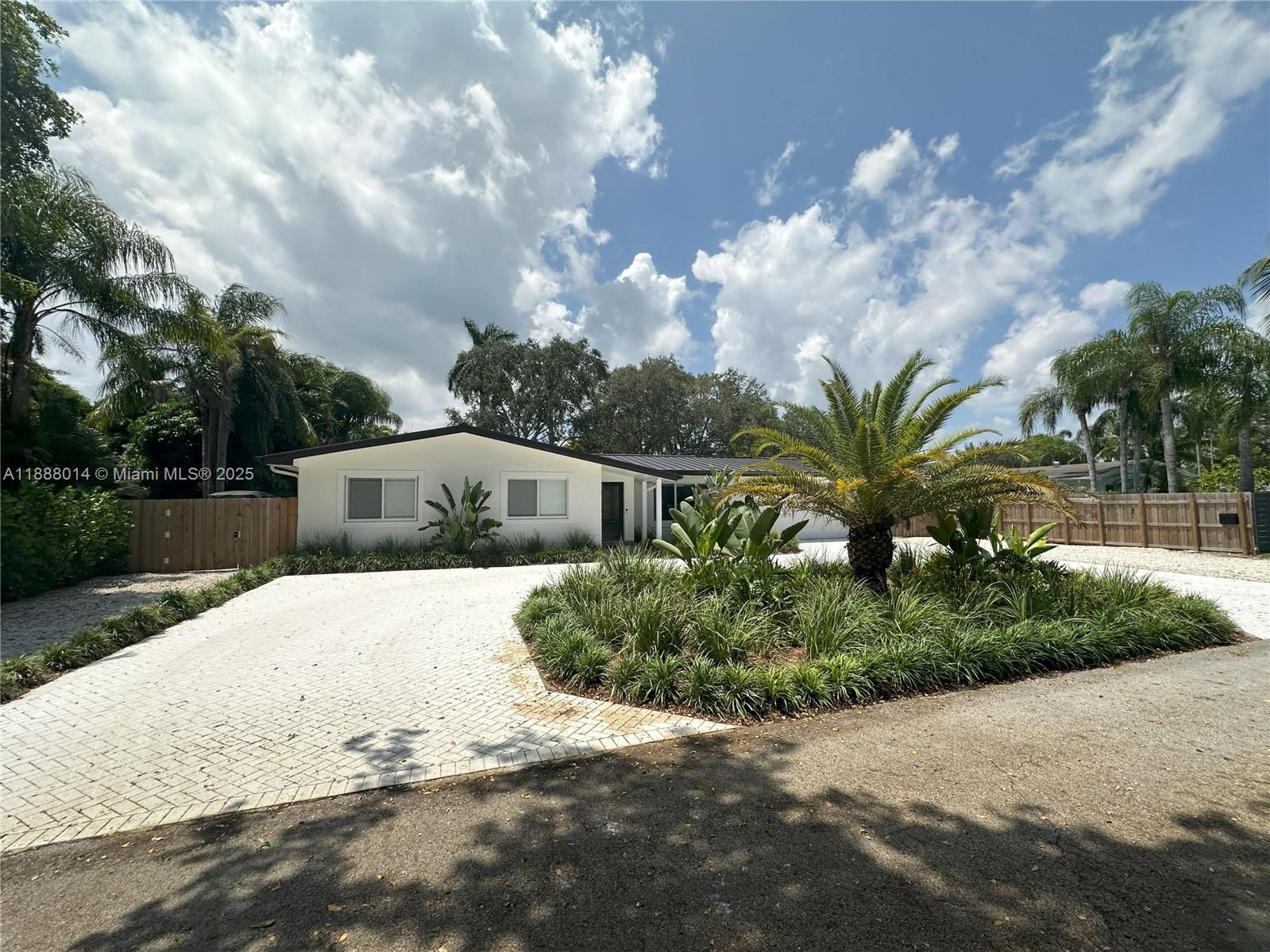 15812 SW 83rd Ct, Palmetto Bay FL 33157