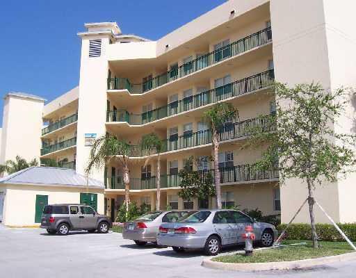 27 Royal Palm Way # 406, Boca Raton FL 33432
