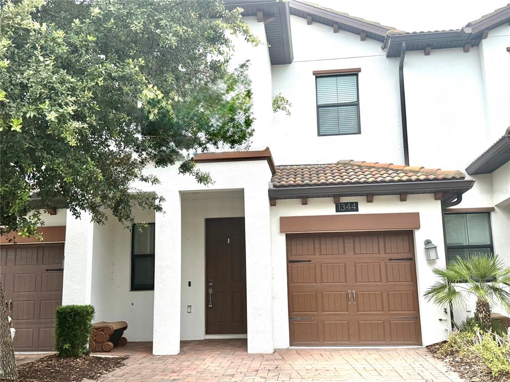 1344 ROYAL ST GEORGE BOULEVARD