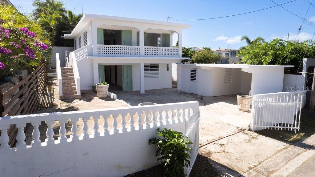 500 BRAVOS DE BOSTON, VIEQUES, PR — photo 2 of 20