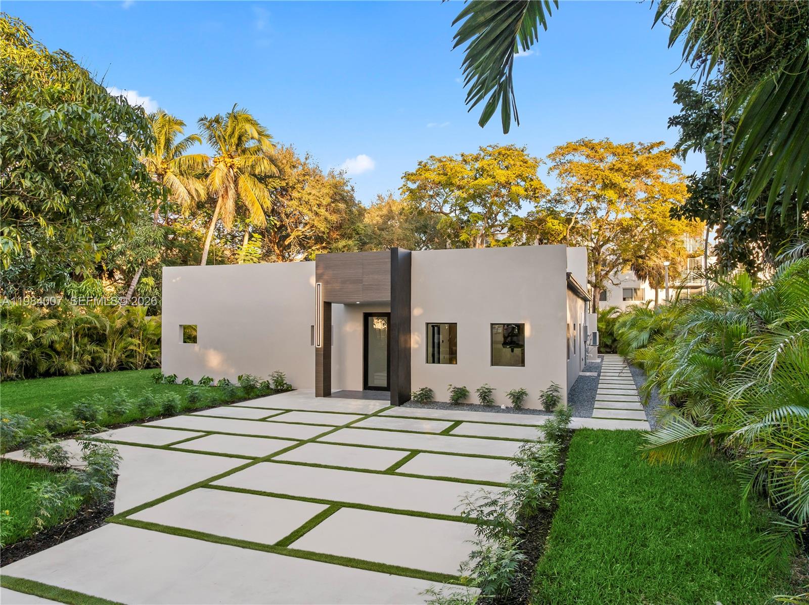 12335 Griffing Blvd, North Miami FL 33161