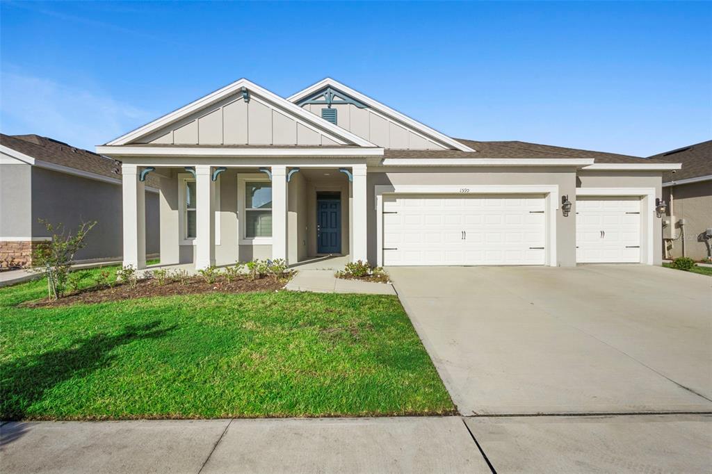 1590 BARBERRY DRIVE