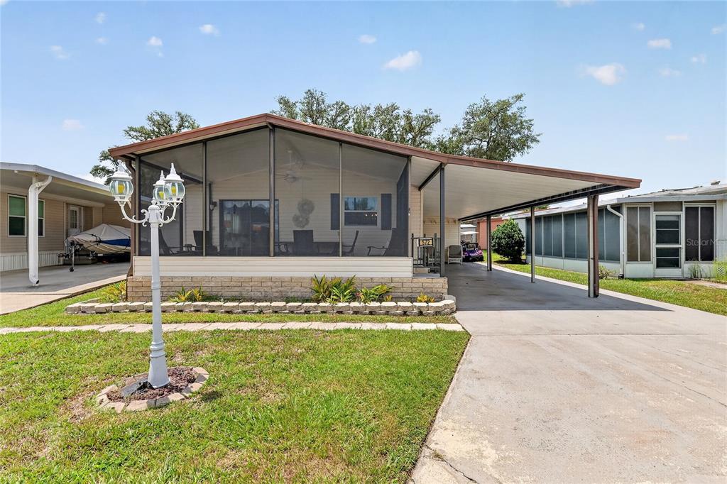 572 TAMMI DRIVE