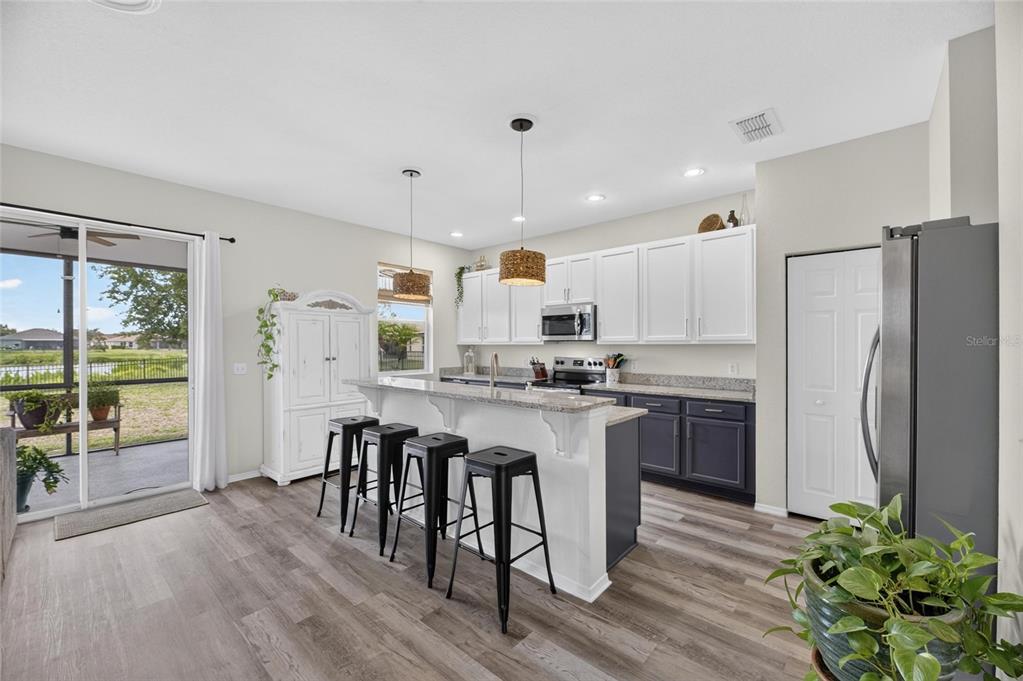 203 STAR SHELL DRIVE, APOLLO BEACH, FL — photo 3 of 30