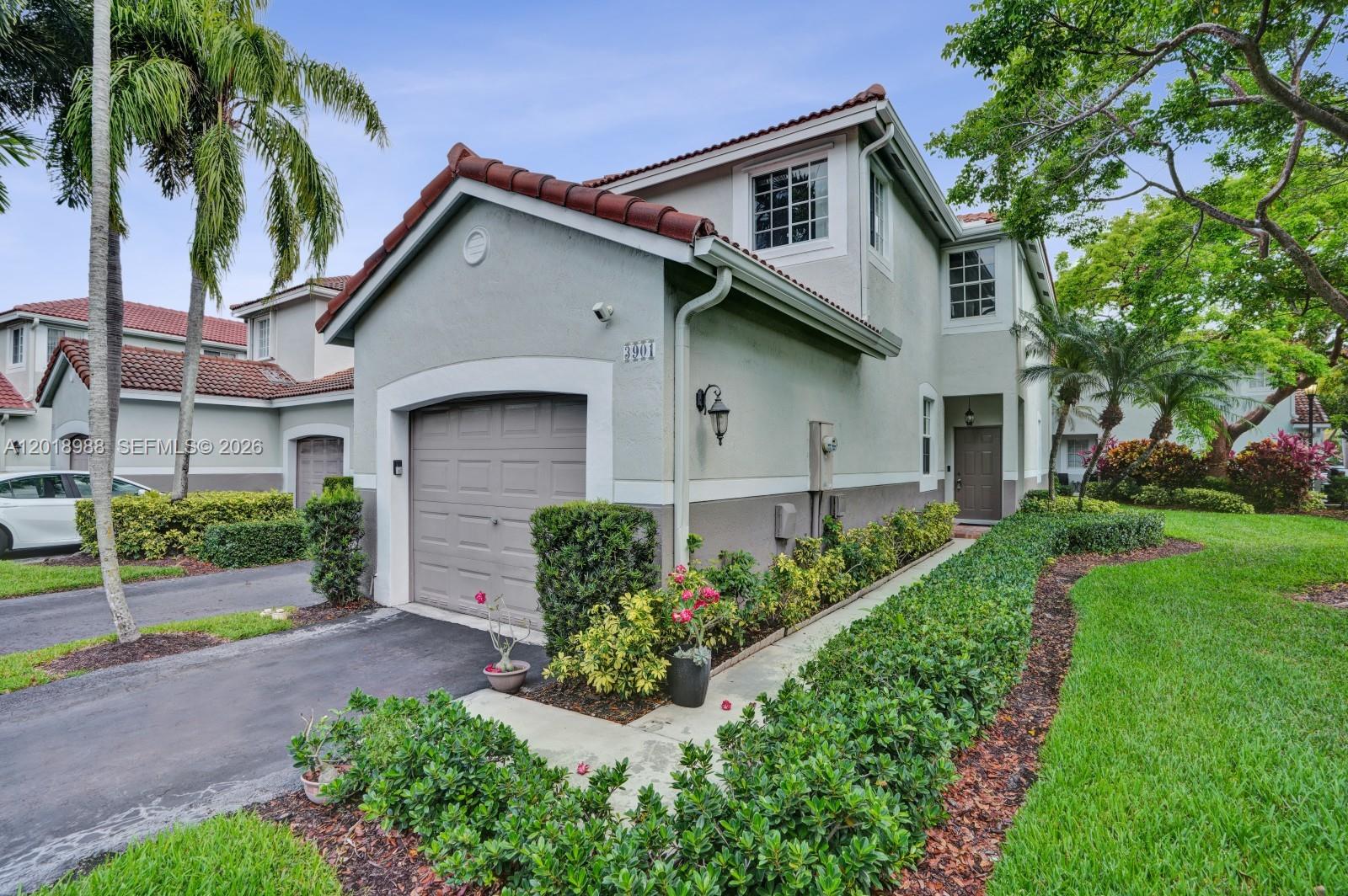 3901 San Simeon Ln, Weston FL 33331