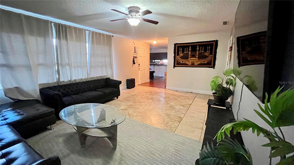 2615 CECILE STREET, KISSIMMEE, FL — photo 4 of 15