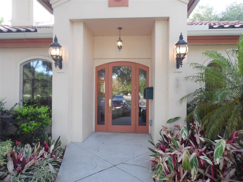 931 CENTRE CIRCLE, ALTAMONTE SPRINGS, FL — photo 2 of 27