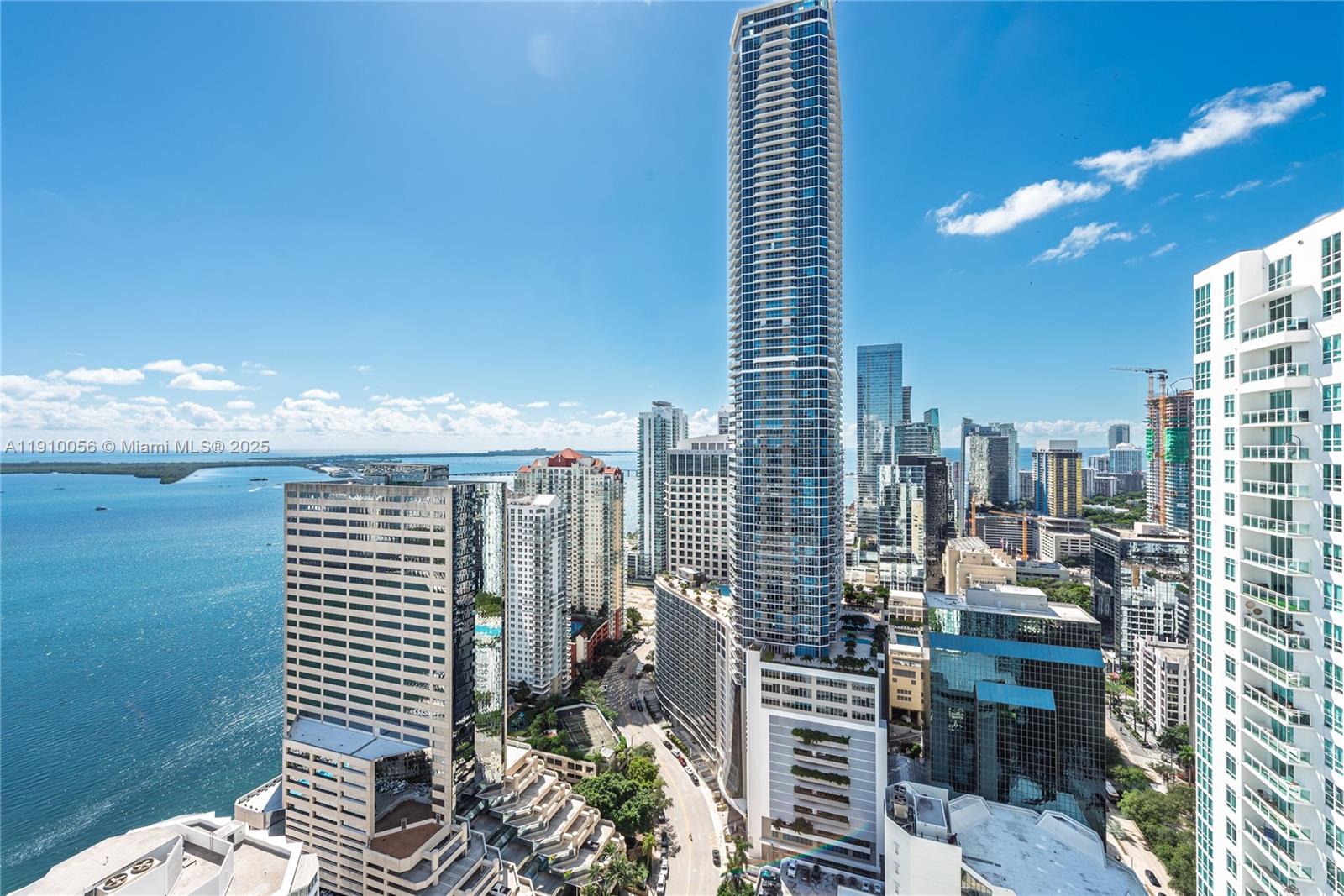 950 Brickell Bay Dr # 4007, Miami FL 33131