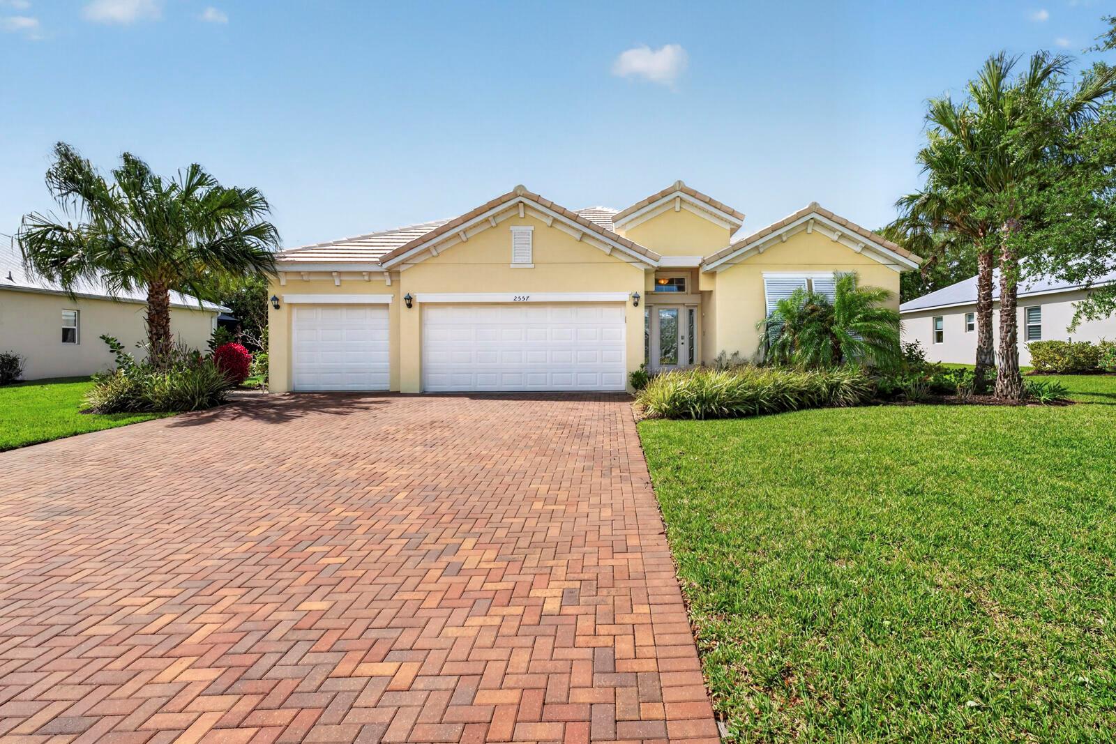 Front View — VERO BEACH, FL