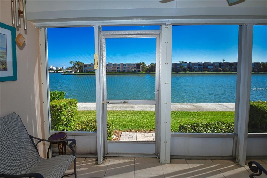 7645 SUN ISLAND DRIVE S UNIT 103