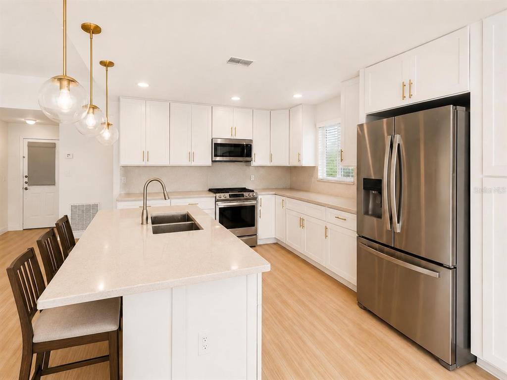 338 MANTIS LOOP, APOPKA, FL — photo 5 of 10