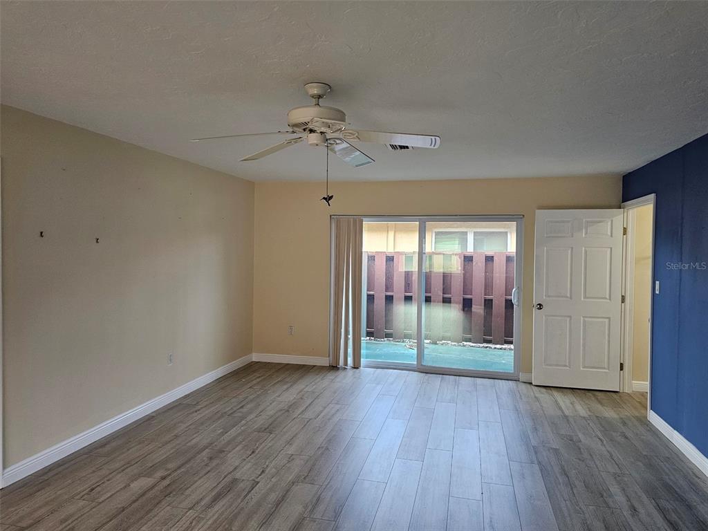 3304 MCDILL ROAD, BRADENTON, FL — photo 3 of 23