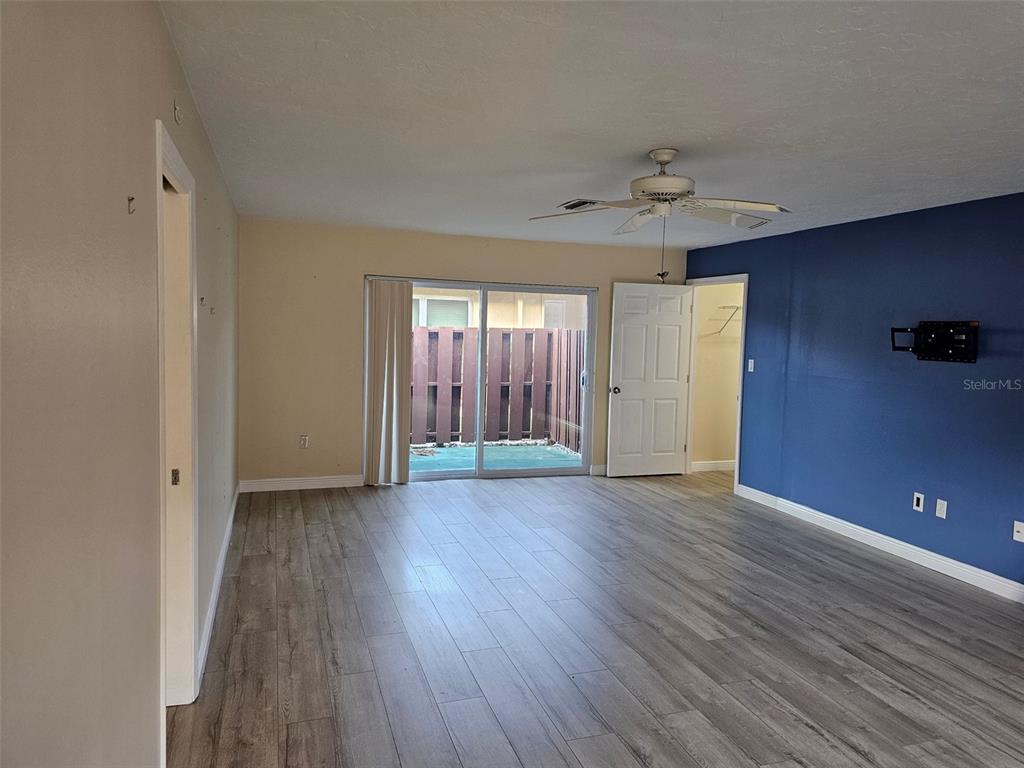 3304 MCDILL ROAD, BRADENTON, FL — photo 4 of 23
